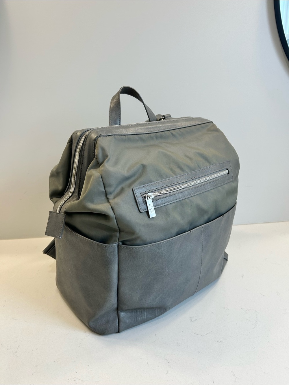 BEIS “The Backpack” Diaper Bag in Grey (Accessories Included)